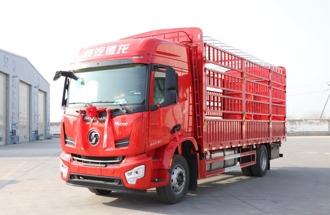 Fence Cargo Trucks Shacman M6000 4 * 2 Truk Truk Weichai 245hp Mesin 8 kecepatan manual