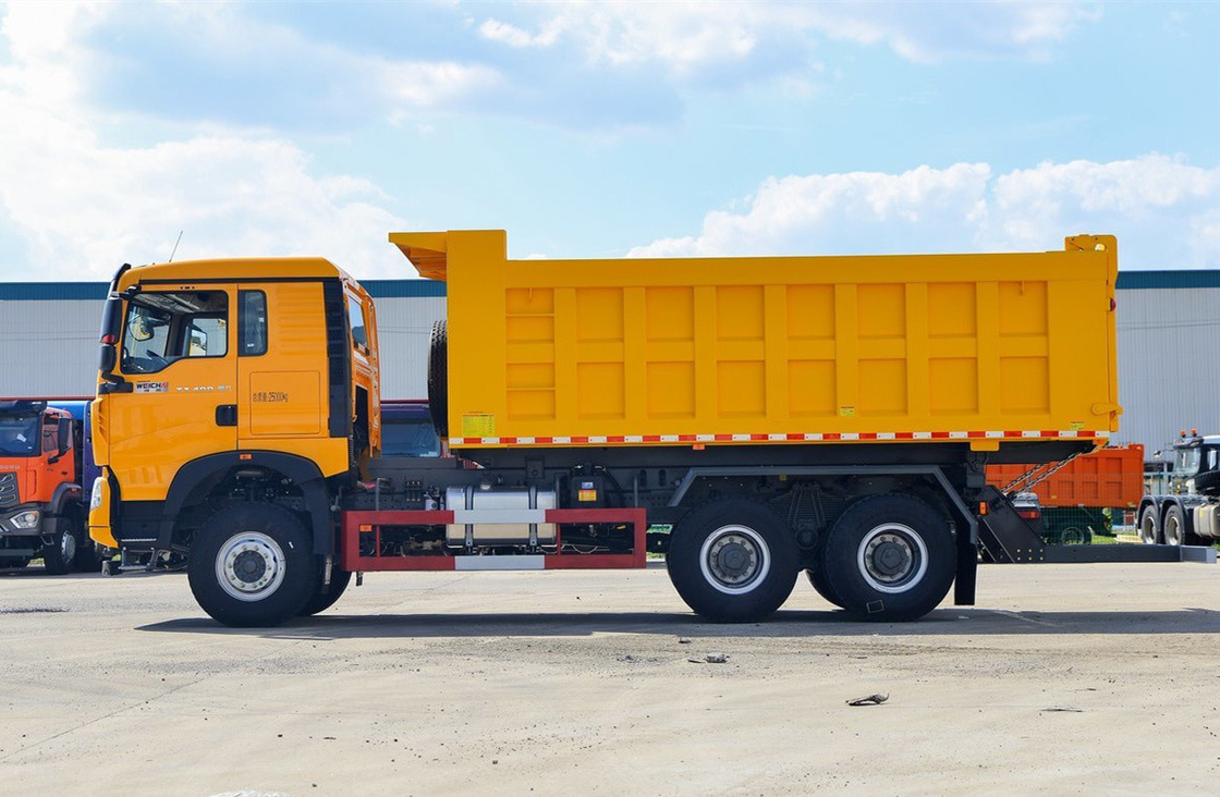 Dikgunakan 10 Ban Tipper Truk 6,3 Meter Kotak 400hp Howo TX7 Front Lifting 12-Speed Manual