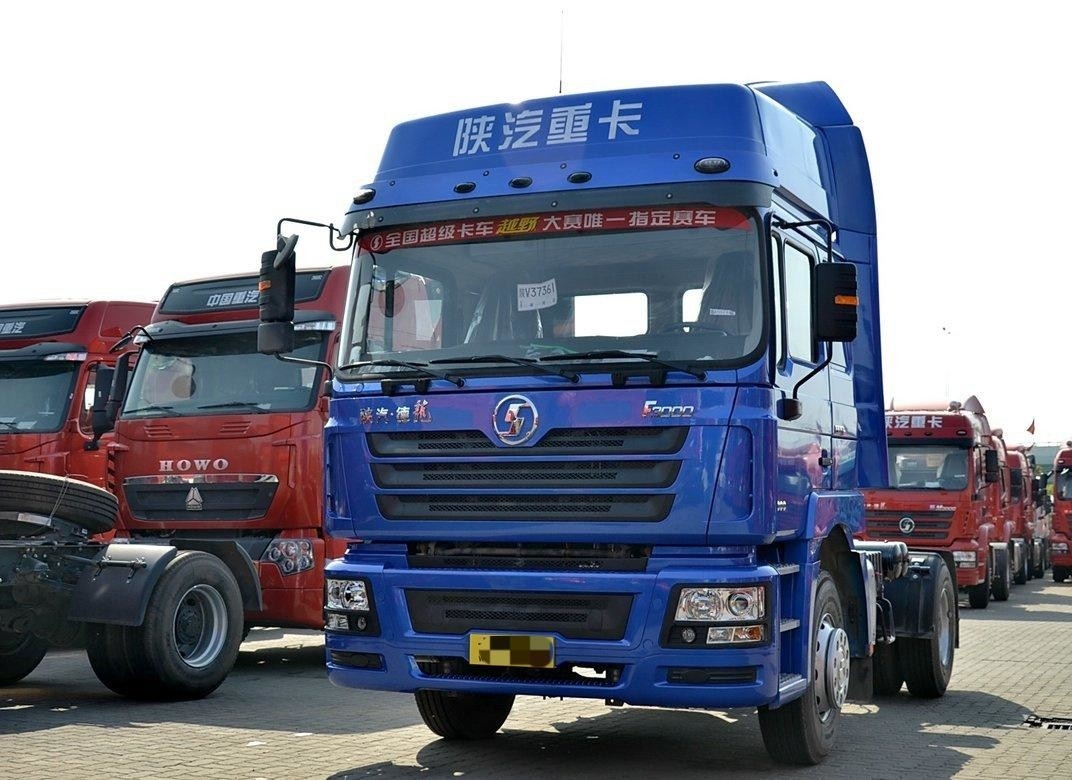 Truck Head Shacman F3000 4*2 Drive Mode Traktor Truck High Roof FAST 9-Speed Transmission