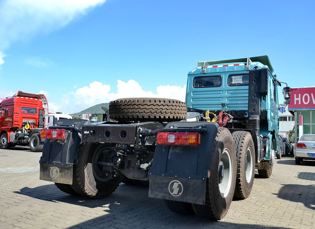 Truk Kepala Traktor Shacman F3000 Kuda 10 Roda 336hp Transportasi produk industri harian