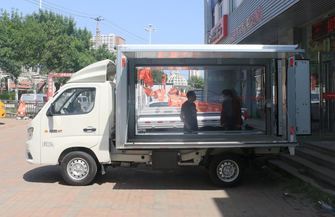 Box Truck Van Loading 2 Ton Foton Cargo Truck Wingspan Box 3 Meter Panjang Cab Satu Baris