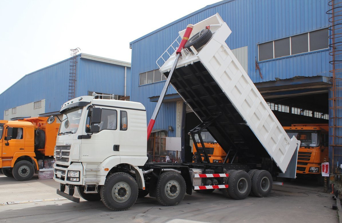 Pengeboran truk untuk dijual 8*4 Shacman Tipper M3000 memuat 30 ton Transportasi jalan raya