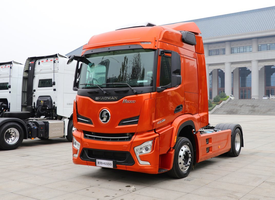 Traktor Truk Truk Baru 4*2 Shacman H6000 Single Axle Weichai 430hp Satu dan setengah baris