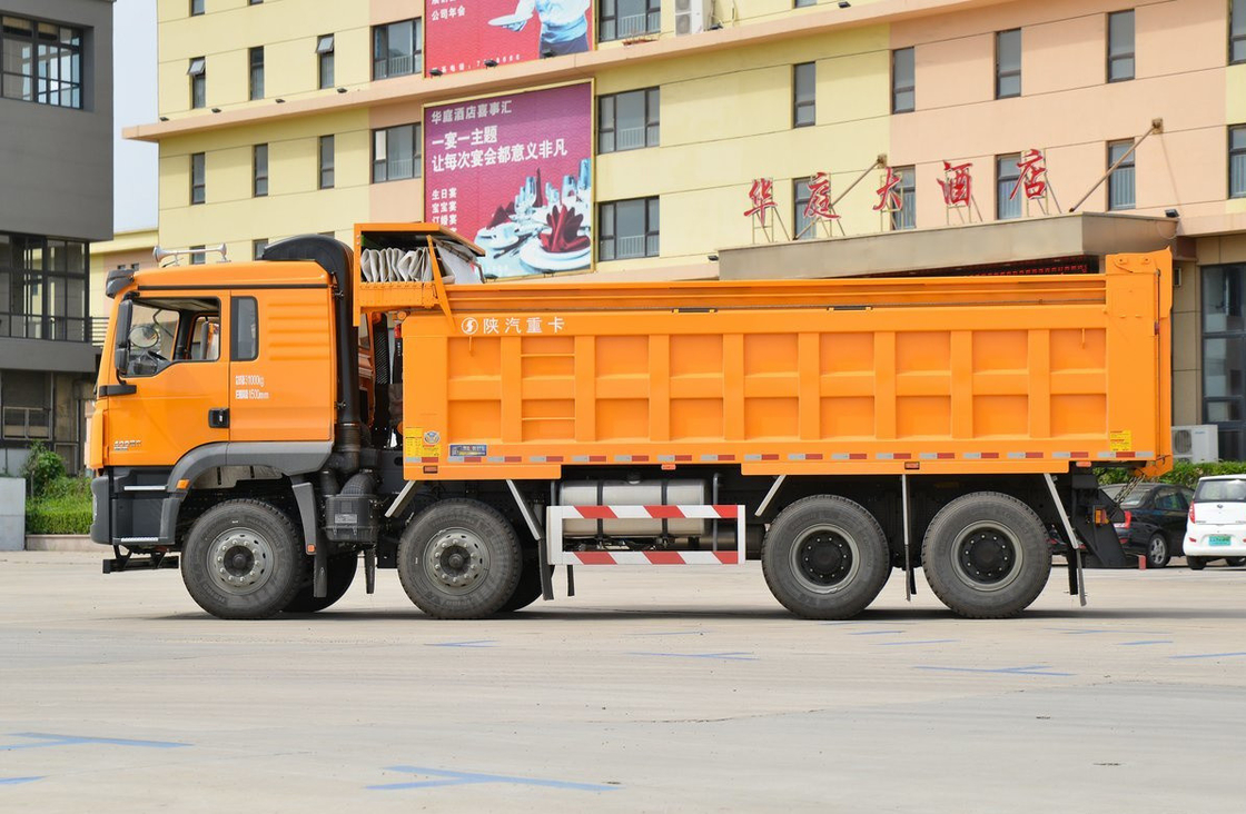 Shacman 8*4 Truk Pengeboran 40 Ton Digunakan Untuk Transportasi Jalan Raya M3000 12 Ban Gearbox Cepat
