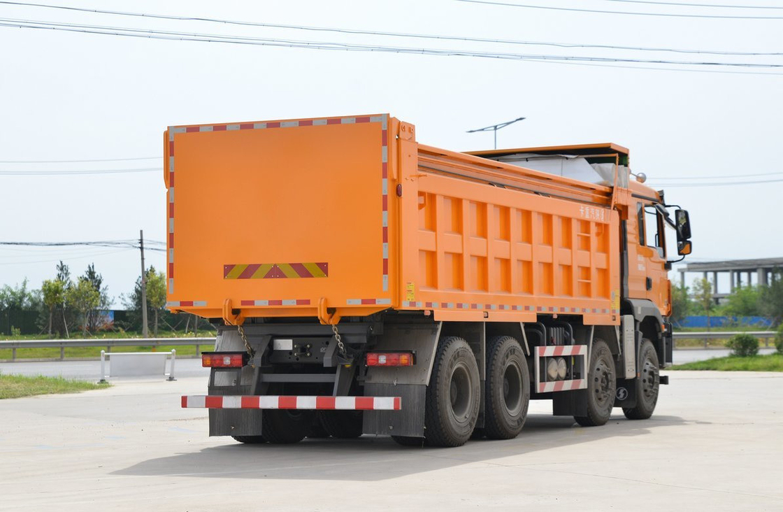 Shacman 8*4 Truk Pengeboran 40 Ton Digunakan Untuk Transportasi Jalan Raya M3000 12 Ban Gearbox Cepat