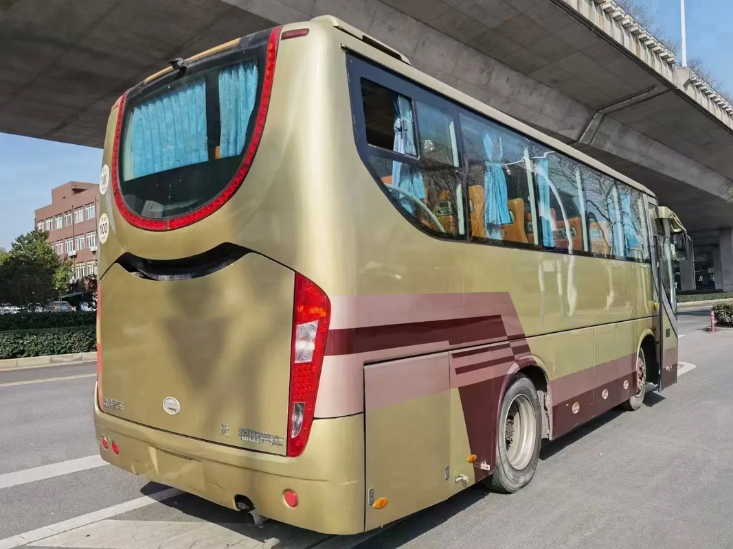 BJ6800 Futian Brand Air-Conditioned Left-Hand Drive Diesel Bus Dengan Ruang Besar Untuk Bagasi