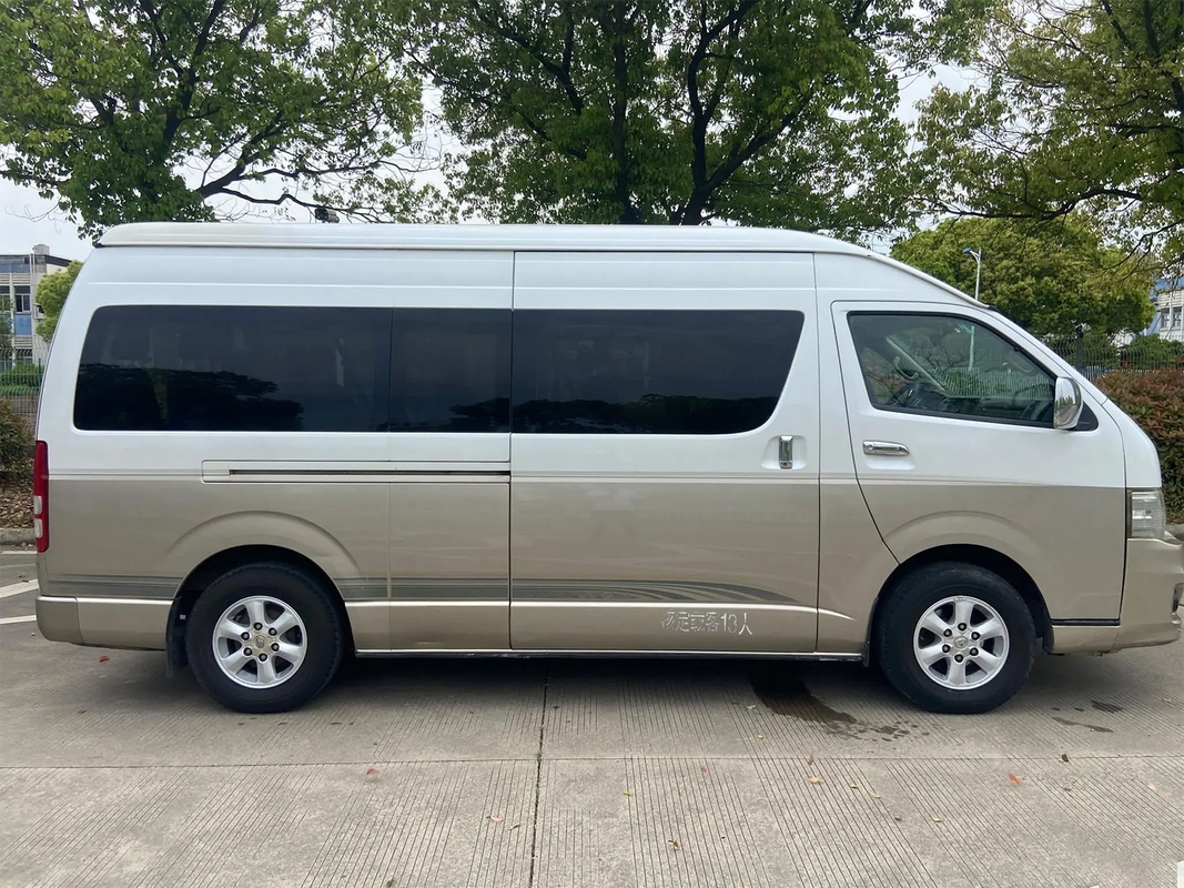 Toyota Hiace 13-seater kiri-driven Electric Mid-door Euro 4 Standar Champagne Gold Minibus