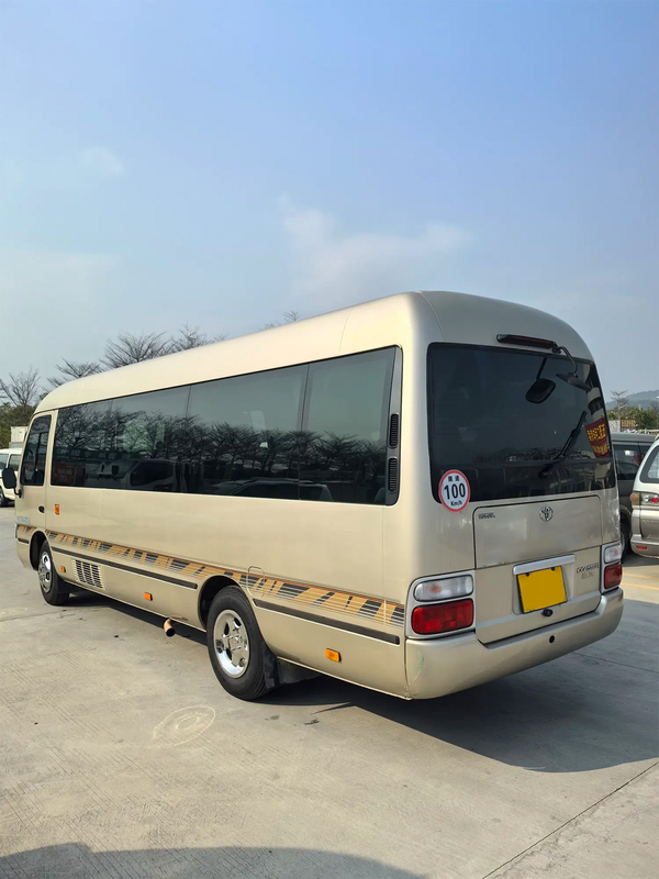 Toyota Coaster 20-seater Electric Chinese-door China IV Champagne Gold Bus Bisnis Berukuran Menengah
