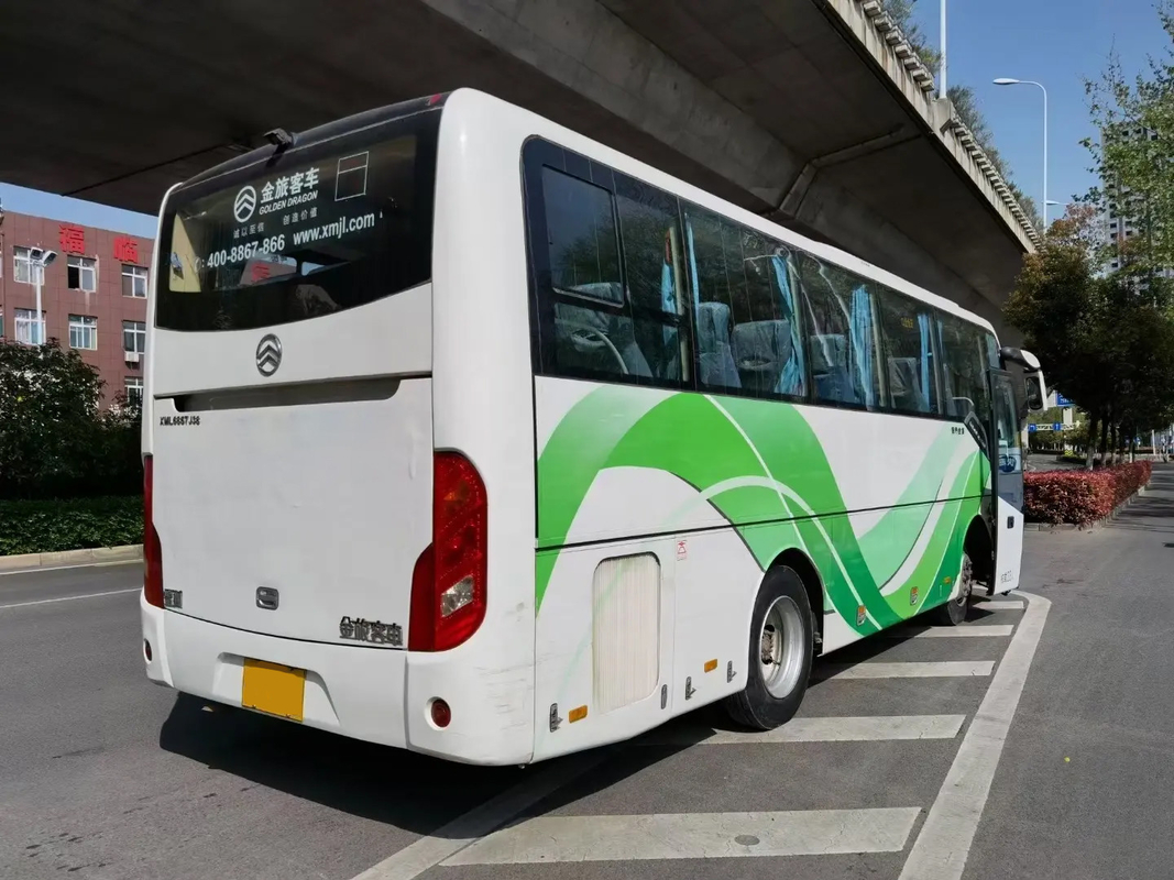 XML6857 33 kursi mesin diesel satu pintu putih dan bus bekas ber-AC
