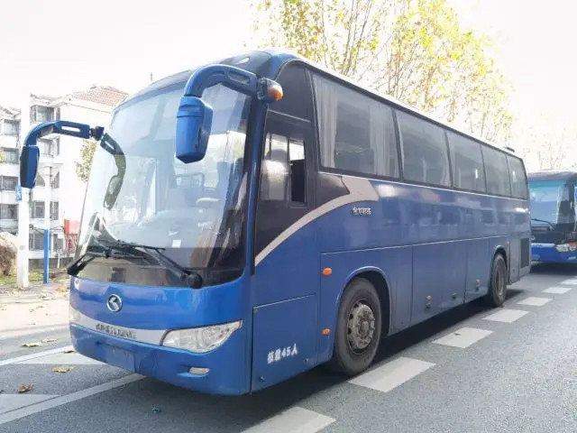 Kemudi Kiri Ruang Besar Untuk Bagasi 45 Kursi Besar KingBus Penumpang Lama Digunakan