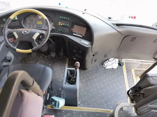 Kemudi Kiri Ruang Besar Untuk Bagasi 45 Kursi Besar KingBus Penumpang Lama Digunakan
