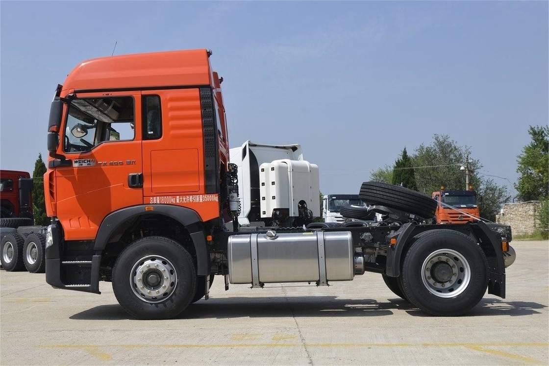 400 HOWO Traktor Truk 12 Kecepatan 4*2 6 Ban 6 Silinder Single Row Semi Diesel Engine Traktor