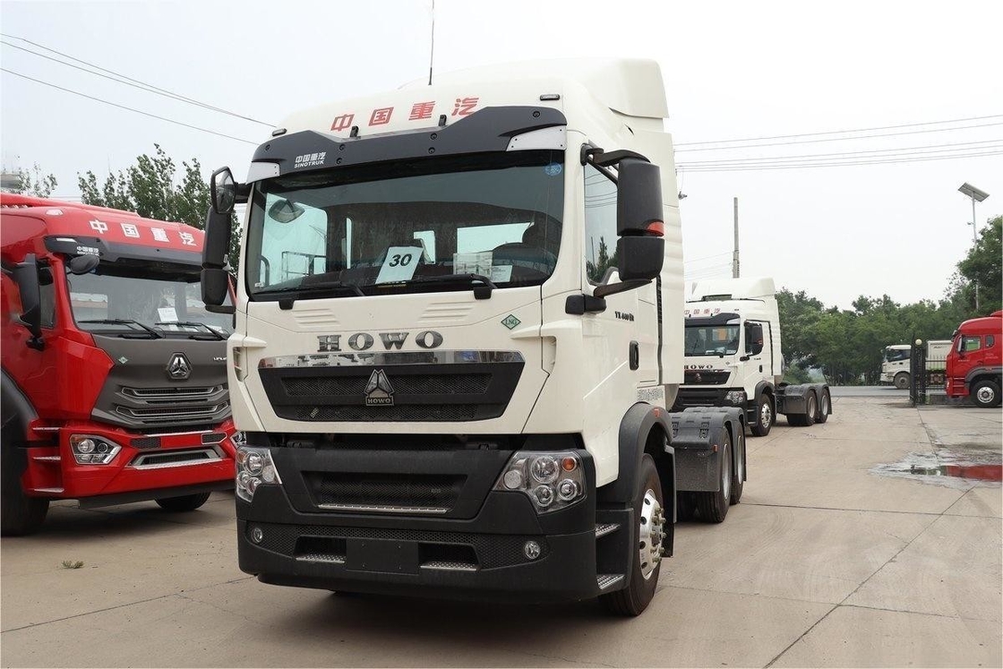 HOWO Single Row Semi TX Heavy Truck 440HP 6X4 12gear Dual Drive LNG Tractor Nasional VI