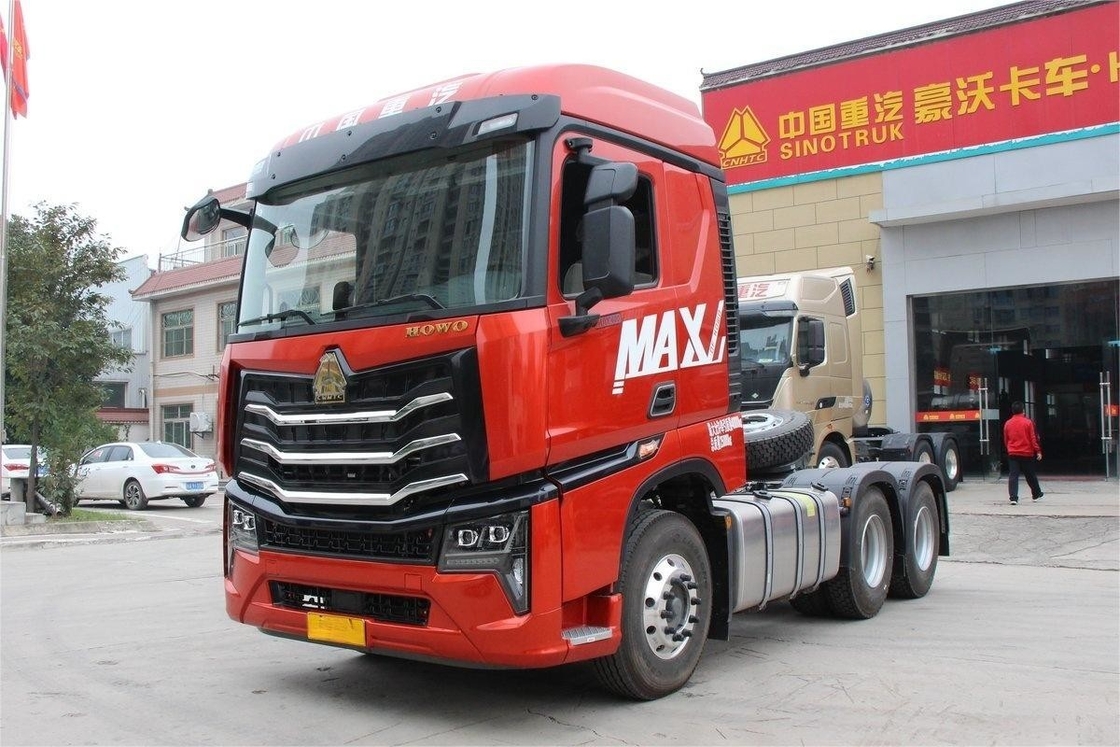 HOWO Max Heavy Truck 480HP atap tinggi 6X4 Diesel manual 12 kecepatan Nasional VI traktor