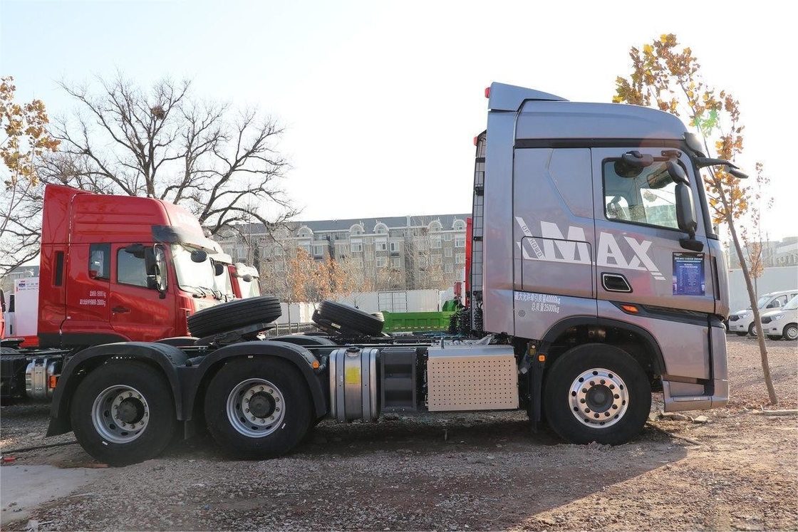 HOWO Truk berat Traktor atap tinggi Deflector 6X4 Diesel 16 Gear 480 tenaga kuda Nasional VI