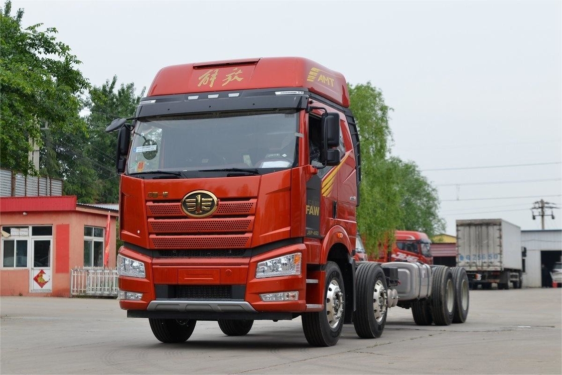 FAW Jiefang Heavy Truck High Top 10-Speed Diesel 8X4 320HP 9.5m Railings Carry Truck Chassis