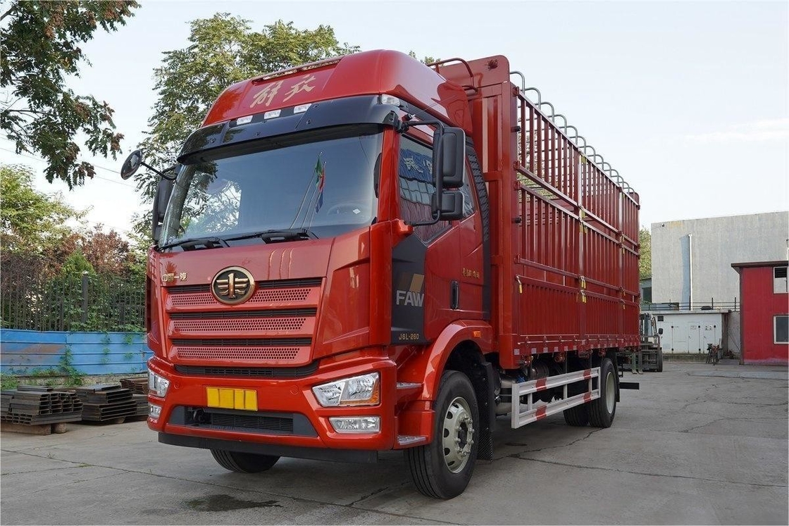 FAW Jiefang Truk Satu Baris Dan Setengah Kursi 260HP 8-Speed Diesel 4X2 6.75m Fence Truck