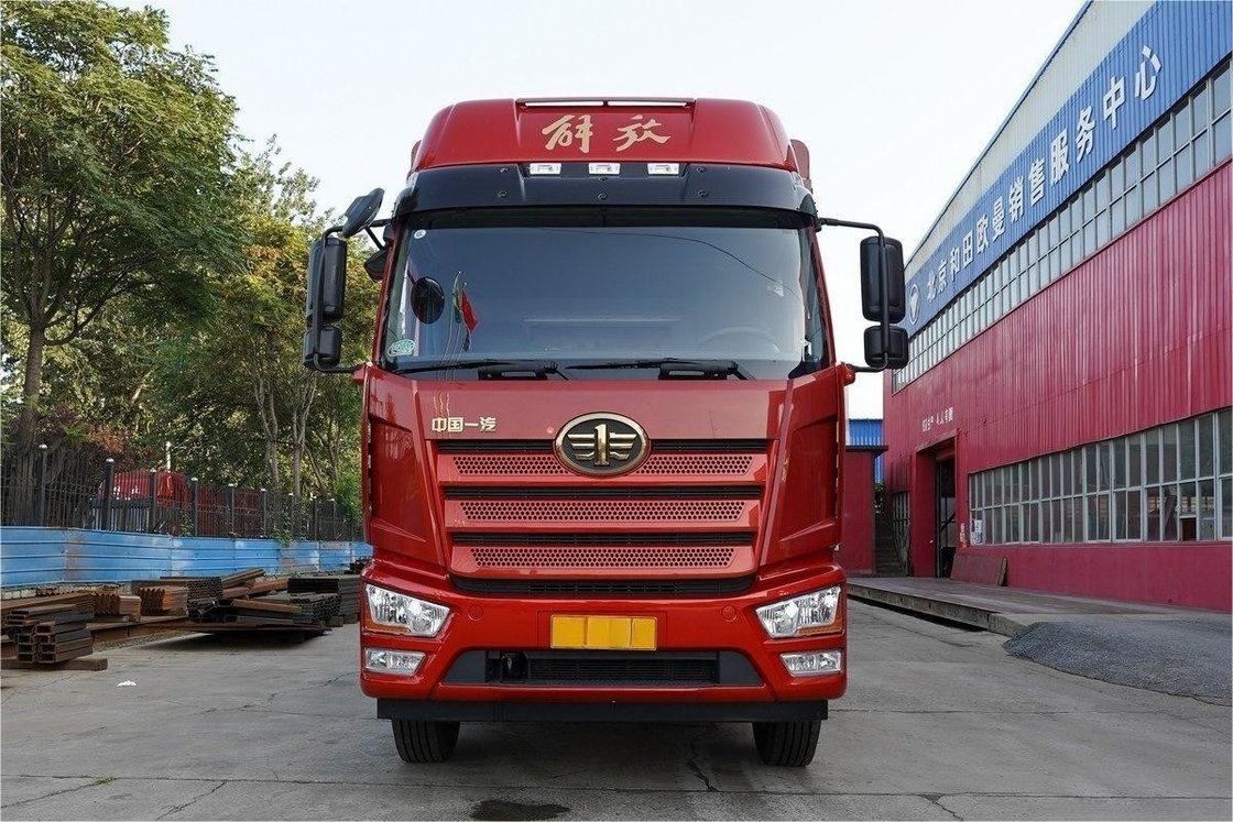 FAW Jiefang Truk Satu Baris Dan Setengah Kursi 260HP 8-Speed Diesel 4X2 6.75m Fence Truck