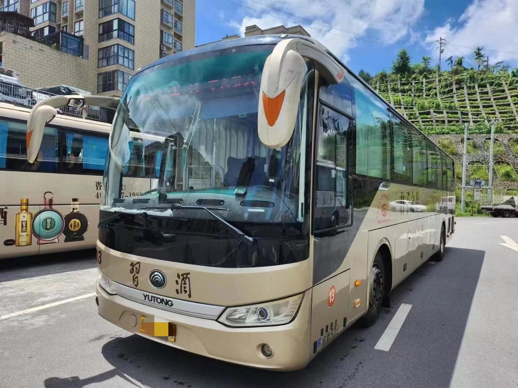 Bus Wisata Bekas 52 Kursi Tahun 2020 Yutong Shuttle Bus ZK6125 Warna Champagne