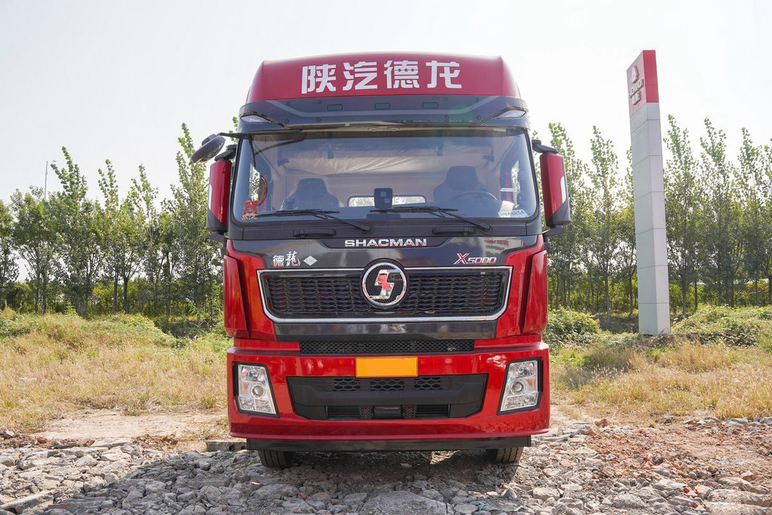 Shacman Traktor Truk Euro 6 Belakang Double Axle Belakang Delapan Roda 480HP 6X4 LNG Airbag Seat