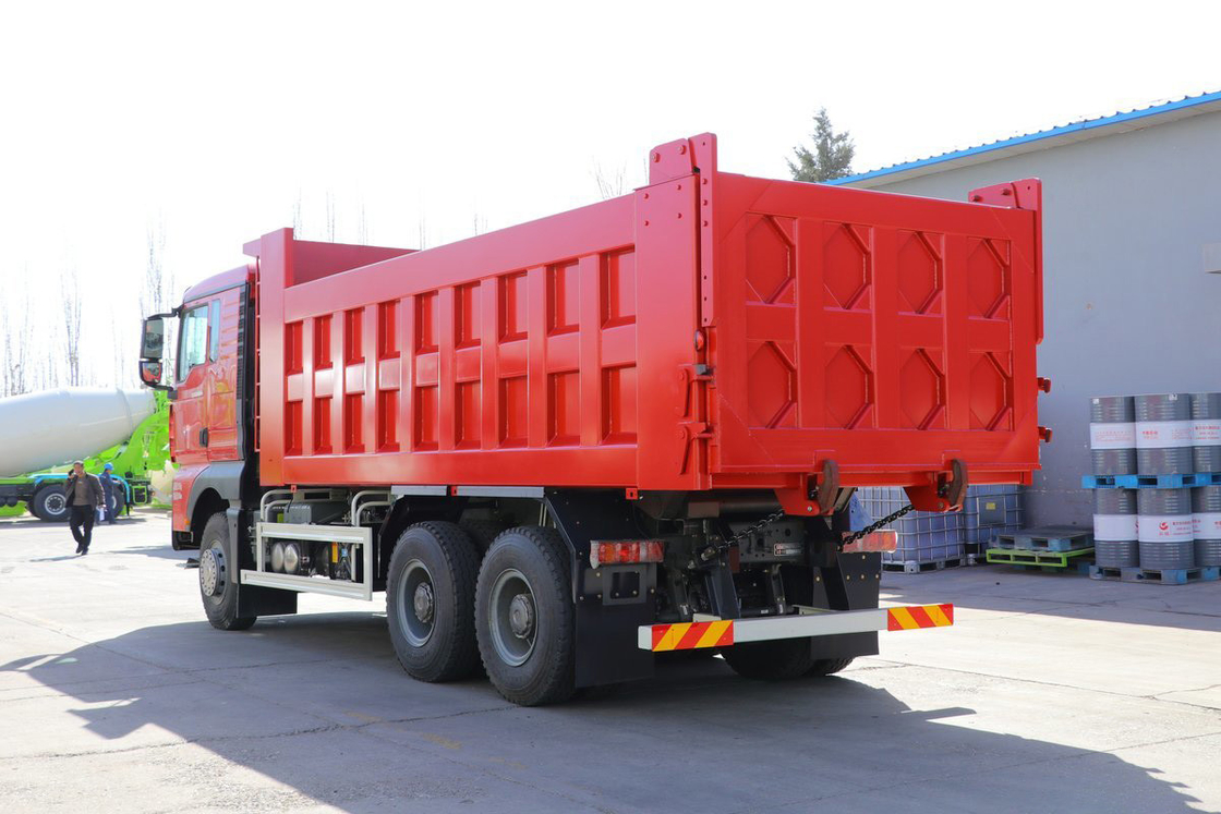 SITRAK G7 Dump Truck 12-Speed 400 HP 6X4 5.8m U-Bentuk Kontainer Dump Awak Merah Sinotruk