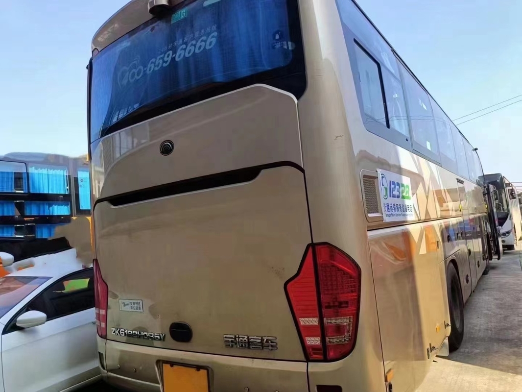 Youtong Bus Luxury Coach 48 Seat Champagne Yutong ZK6122H VIP Bus Penumpang Dengan A / C