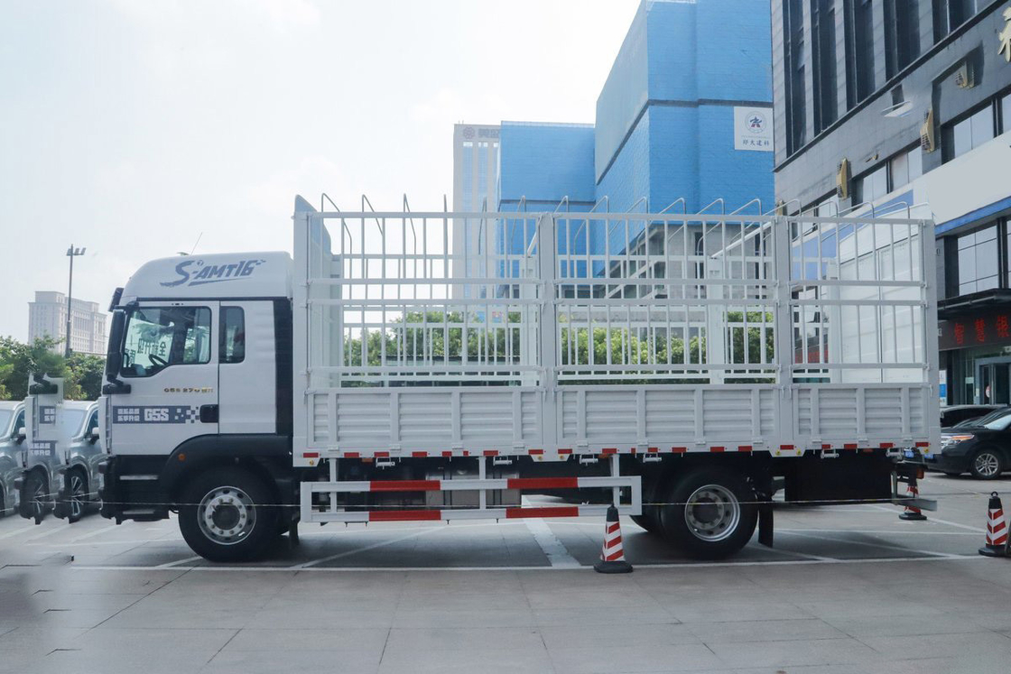 Airbag Shock-Absorbing Seat AMT Otomatis Manual 270HP 4 * 2 6.8m Sinotruk Sitrak pagar truk