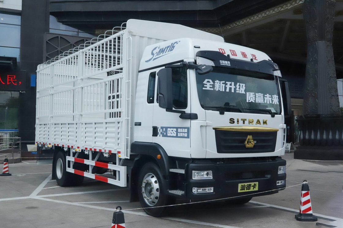 Airbag Shock-Absorbing Seat AMT Otomatis Manual 270HP 4 * 2 6.8m Sinotruk Sitrak pagar truk