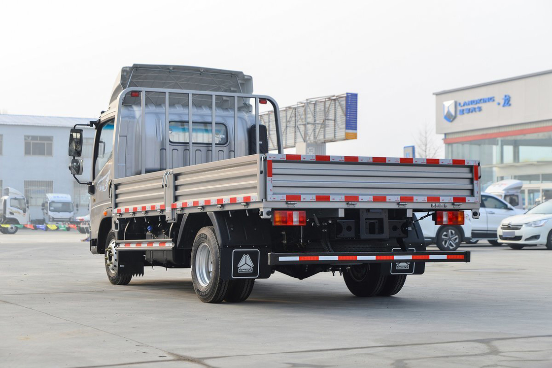 Sinotruk Howo Light Truck Titan Seri 150HP 4.15m Single Row Fence Silver Body Single Row Seats