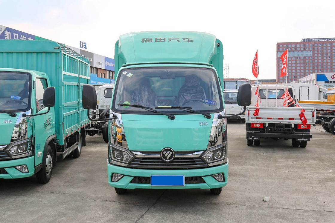 Foton Auman Mini Truk 2.0L 127HP CNG 3.815m Tinggi atap deflektor pagar Truk shock-absorbing kursi