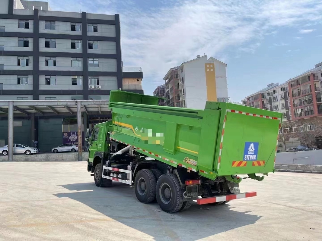 Howo 6*4 Dump Truck 10 Ban Tipper Truck Brand New Man Engine 440hp Versi Enhanced