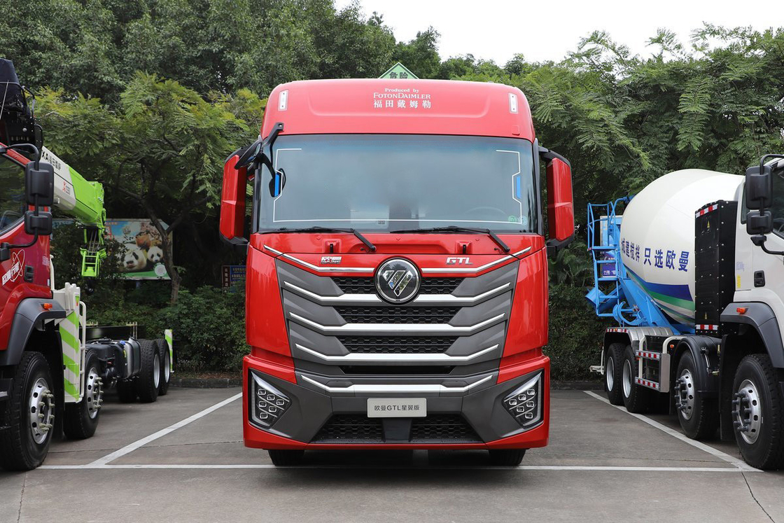 Auman HFV5320 GTL Half-row Seat Diesel 12 speed 360HP 8X4 Tank Bahan Bakar 30m3 Foton Oil Tanker Truck