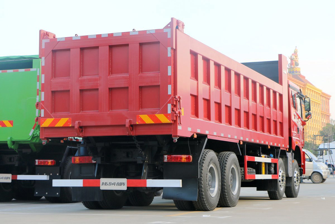 Flat Top Half Cab JH6 Heavy Truck Diesel 430 Hp 8X4 8,2m Qingdao Jiefang Dump Truck