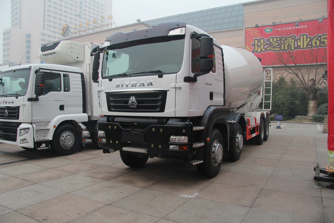 Sinotruk SITRAK C7H Heavy Duty Truck Diesel 16-Speed 400HP 8X4 6.5m3 truk pengaduk beton