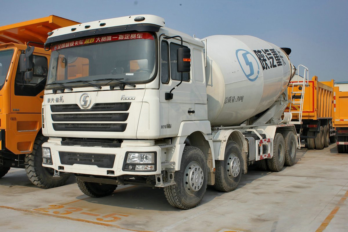 Shaanxi Automobile Heavy Truck Delong F3000 375HP 8X4 Hidraulik Kursi Utama Truk Pengaduk Beton