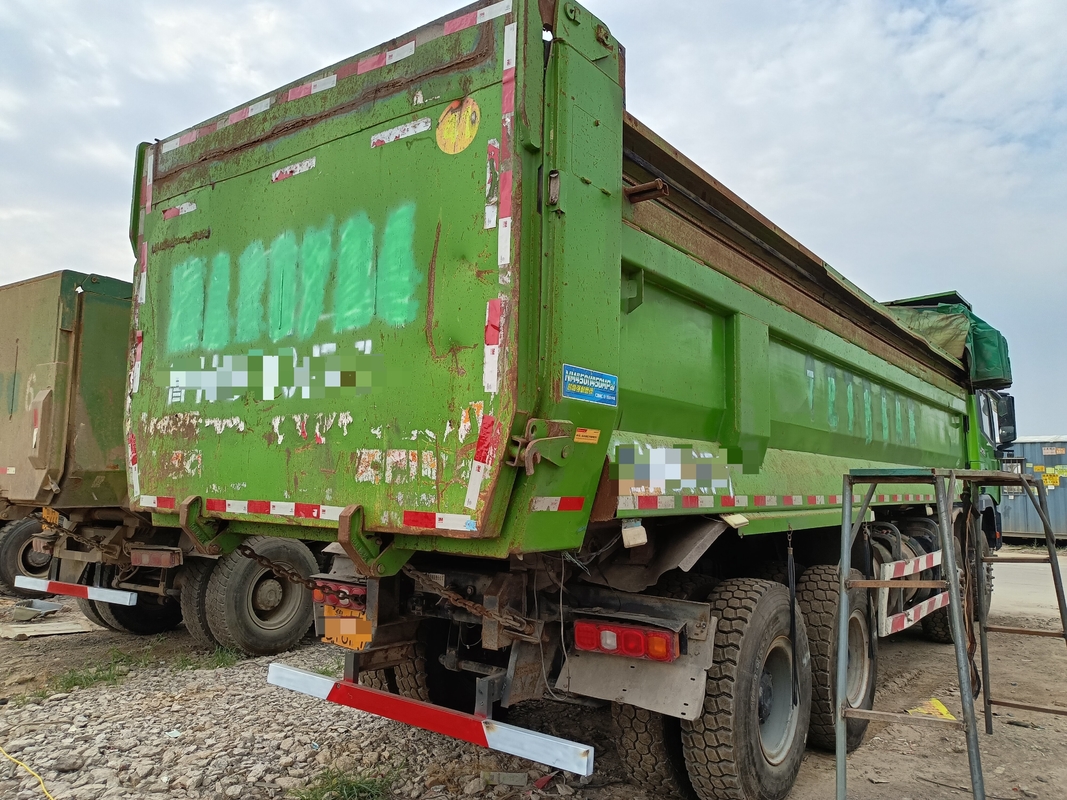 8x4 Tipper Truck Shacman Dump Truck Dijual 2021 Tahun 30-50 Ton Batu Pasir Transportasi