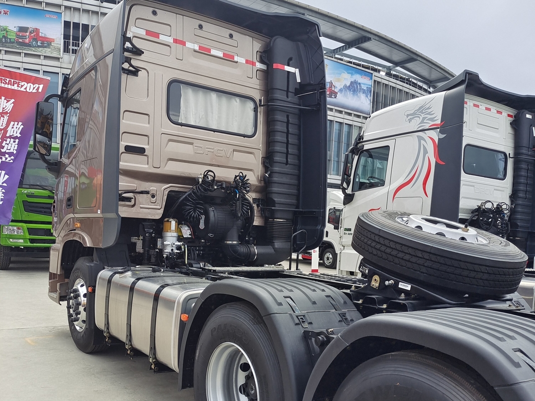 Truk Truk Traktor Truk Dongfeng Tianlong KX 520hp Mesin Cummins Versi Standar Tinggi 6 * 4