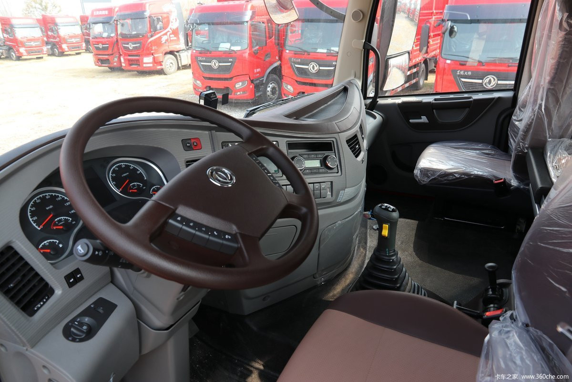 Truk Truk Traktor Truk Dongfeng Tianlong KX 520hp Mesin Cummins Versi Standar Tinggi 6 * 4