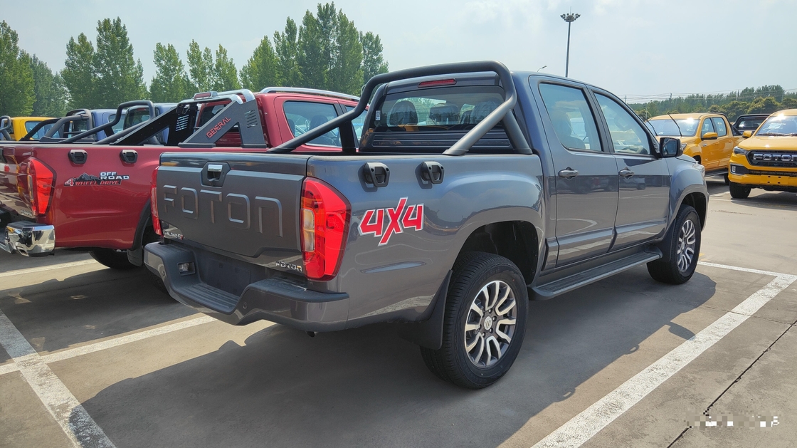 Pickup baru 4x4 merek Cina Foton 6 warna kiri & kanan drive manual mesin diesel