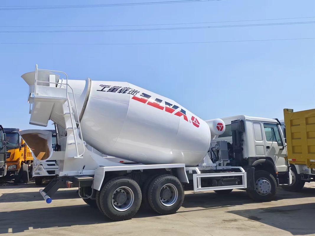 Truk pengaduk beton 10m3 digunakan dengan renovasi Howo pengaduk beton 10 roda 371/380hp
