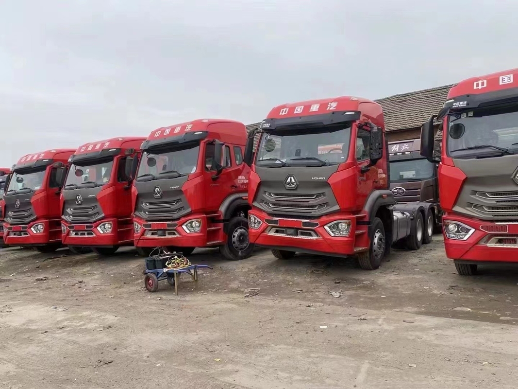 Truk bekas Traktor Unit Sinotuck Hohan 6*4 Drive Mode 10 Roda 460hp Mesin Diesel LHD