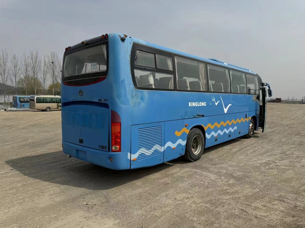 Bus Bus Jarak Panjang Kinglong XMQ617 Bus 47 Kursi 2018 Tahun Daun Musim Semi Ruang Bagasi