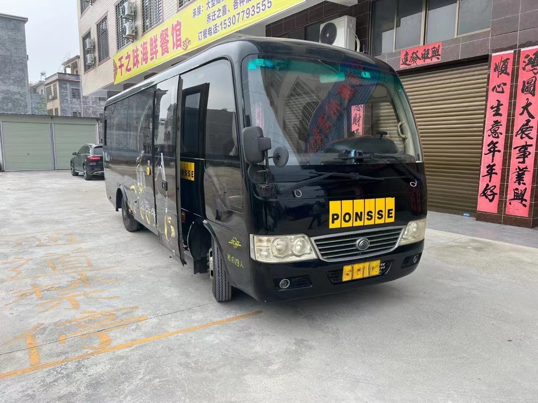 Mini Bus bekas Dijual Yutong ZK6708D Mesin depan Diesel Bus 19 Kursi 2+1 Kursi Layout