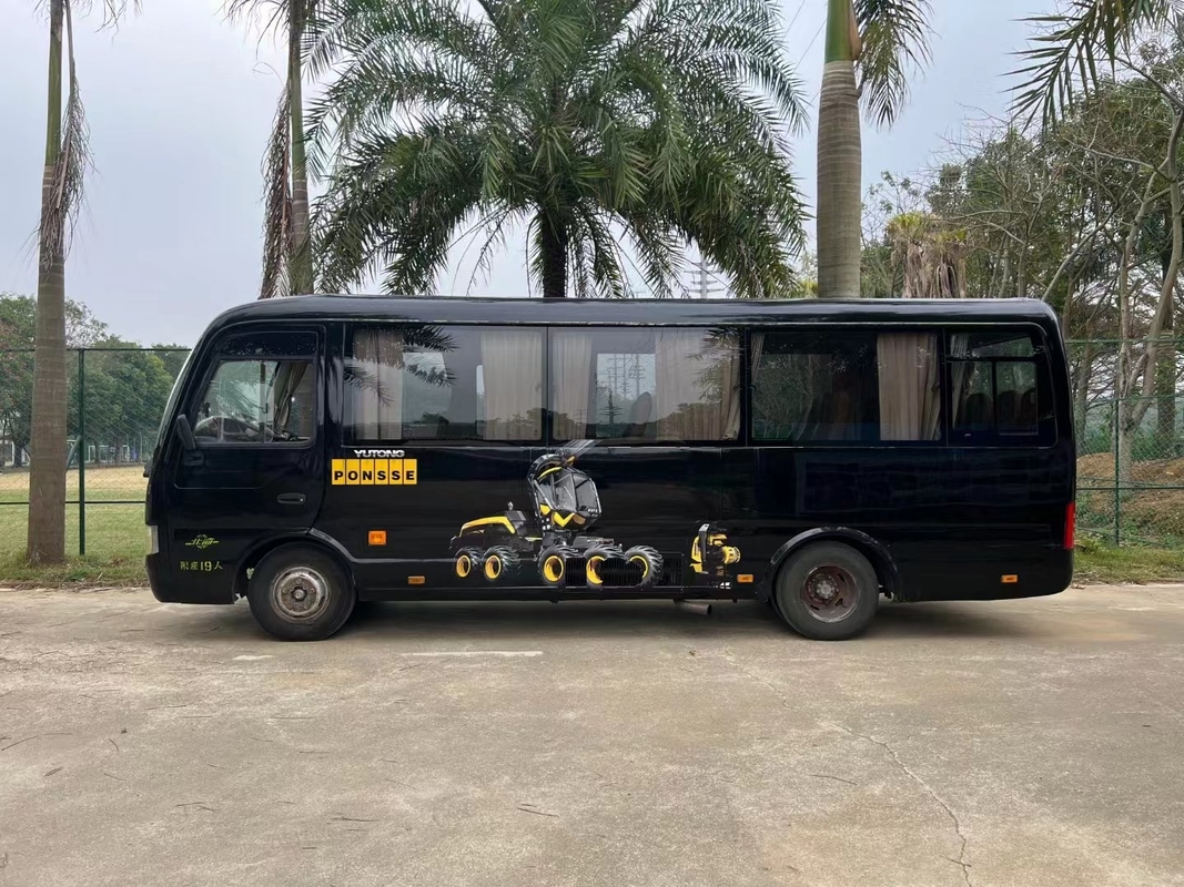 Mini Bus bekas Dijual Yutong ZK6708D Mesin depan Diesel Bus 19 Kursi 2+1 Kursi Layout