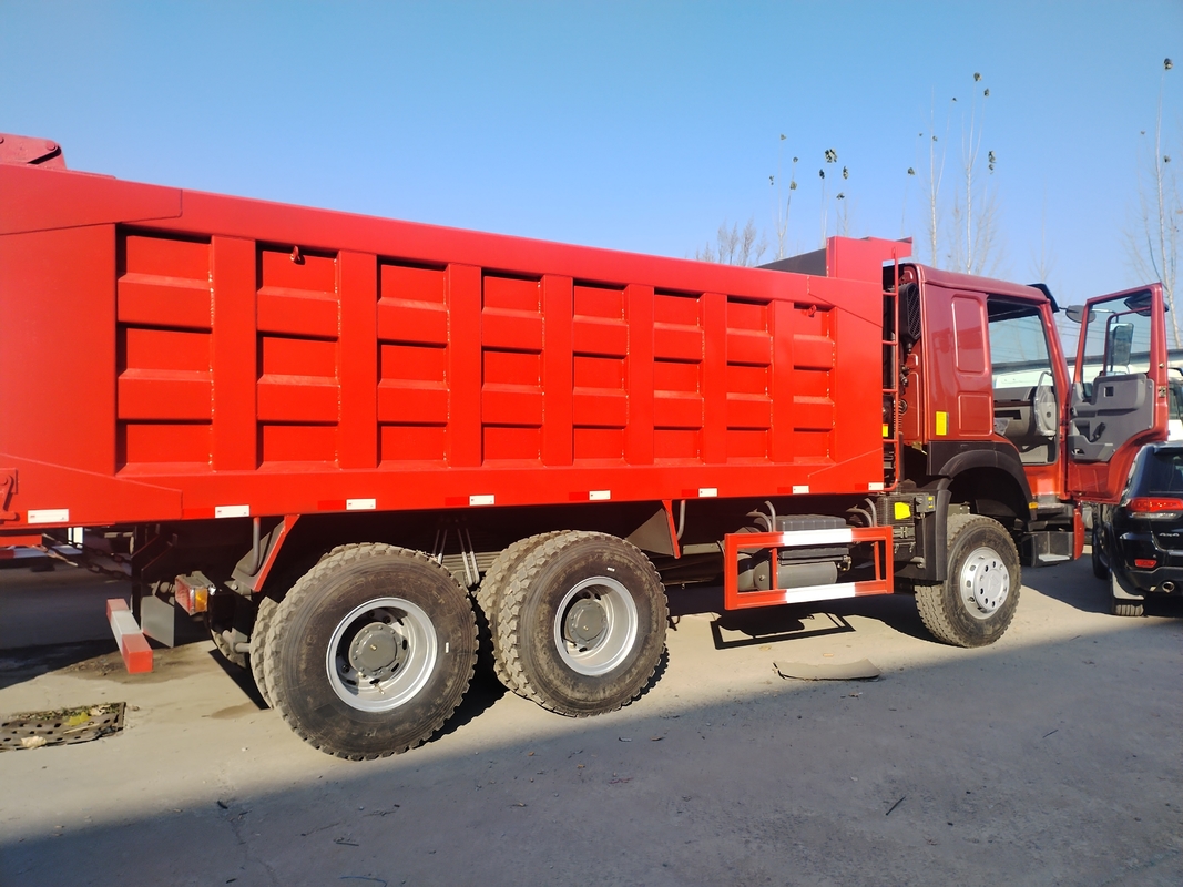 30 Ton Truk Dumper 2024 Tahun Baru Tipper Di Stok 371hp Pompa Mekanis Pekerjaan Tugas Berat