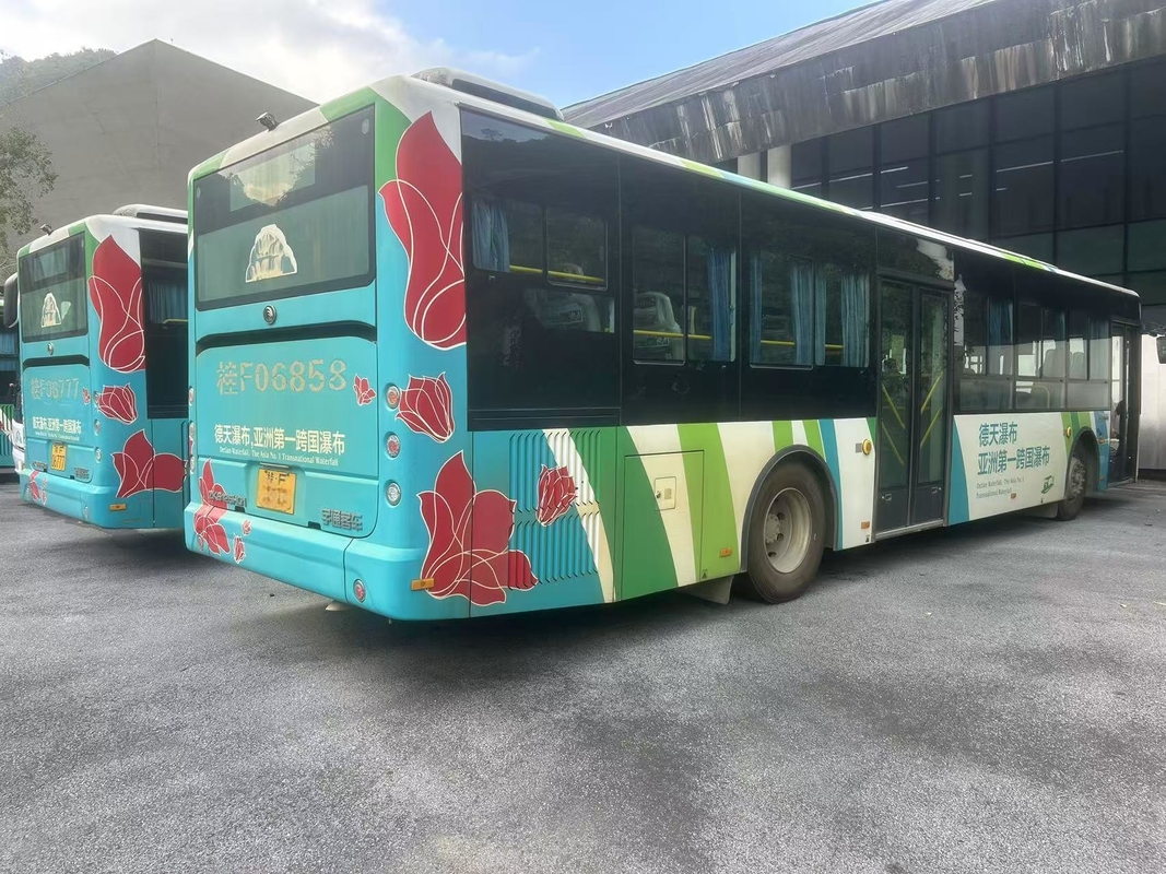 Bus Kota Yutong Diesel Mesin Yuchai ZK6125 Double Door 43 Seater 98 Penumpang Leaf Spring