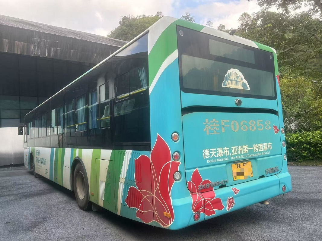 Bus Kota Yutong Diesel Mesin Yuchai ZK6125 Double Door 43 Seater 98 Penumpang Leaf Spring