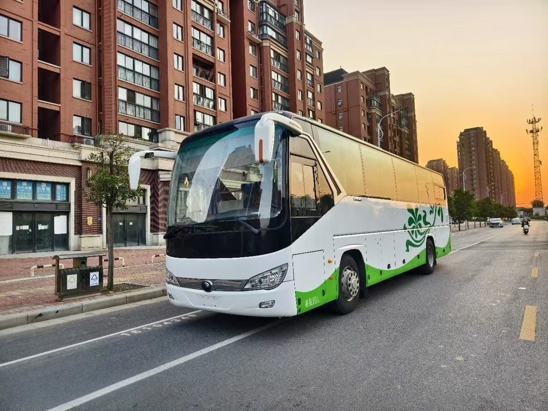 Bus Yutong bekas 50 kursi 2021 Tahun Tour Bus ZK6119 AC Bus antar-jemput untuk pekerja