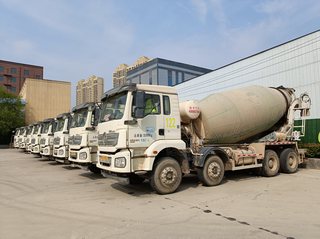Dikonsumsi Shacman Beton Mixer Truck 12m3 Mixer Tanker M3000 Kabin 2020 Tahun Weichai Mesin