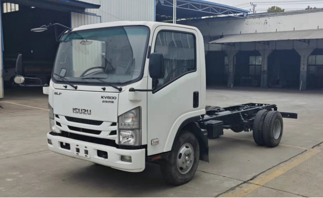 ISUZU Truck Chassis KV100 KV600 700P Model New Truck For Sale Custom Box Hand Drive Tersedia